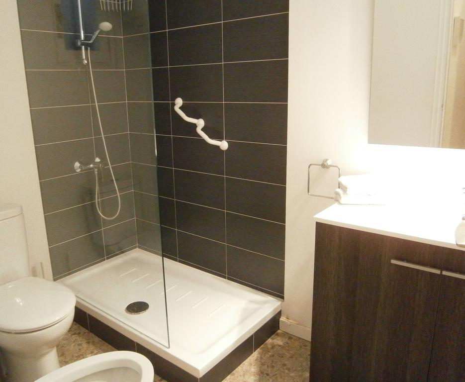 Marbel Apartments Barcelona Bagian luar foto